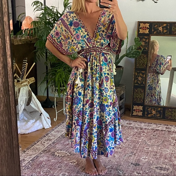 Dresses & Skirts - NEW Spell Inspired Lovebird Gown